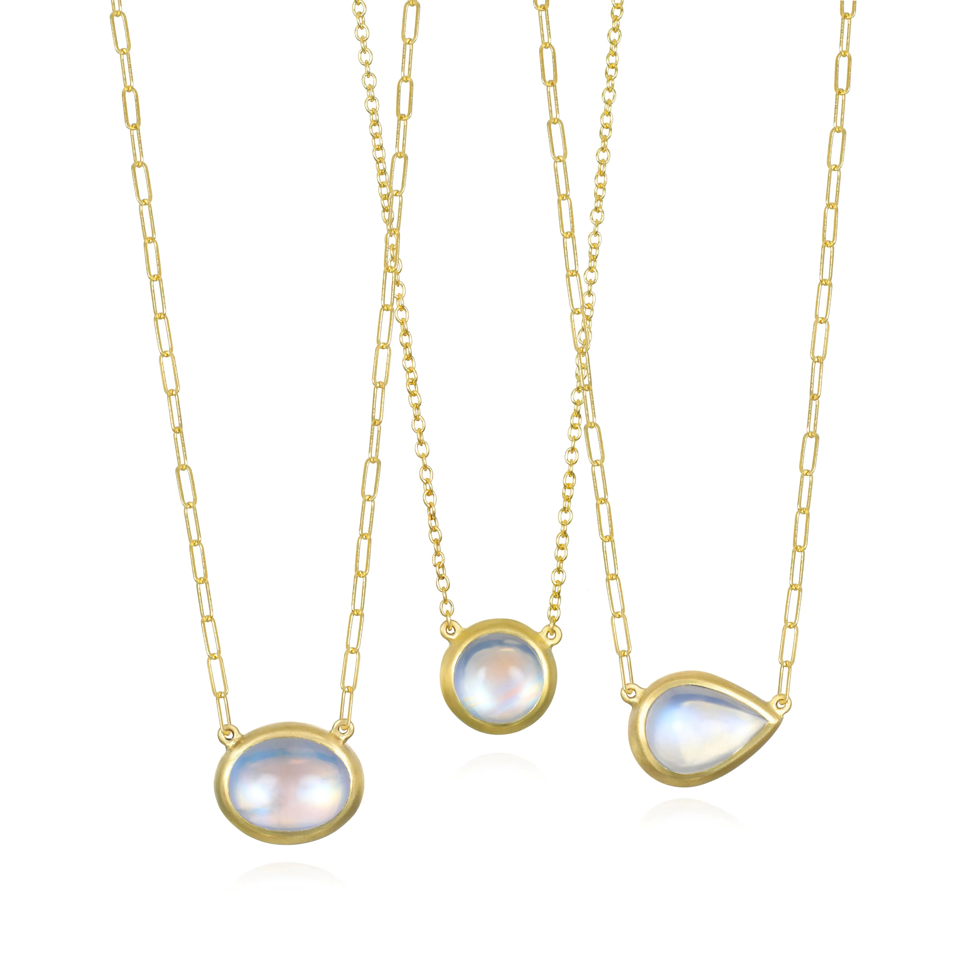 18 Karat Gold Pear Shaped Moonstone Necklace - 6.11 carats