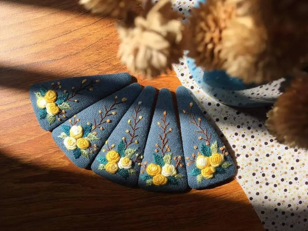 Floral Embroidered Hair Barrette, Collection Madelyn