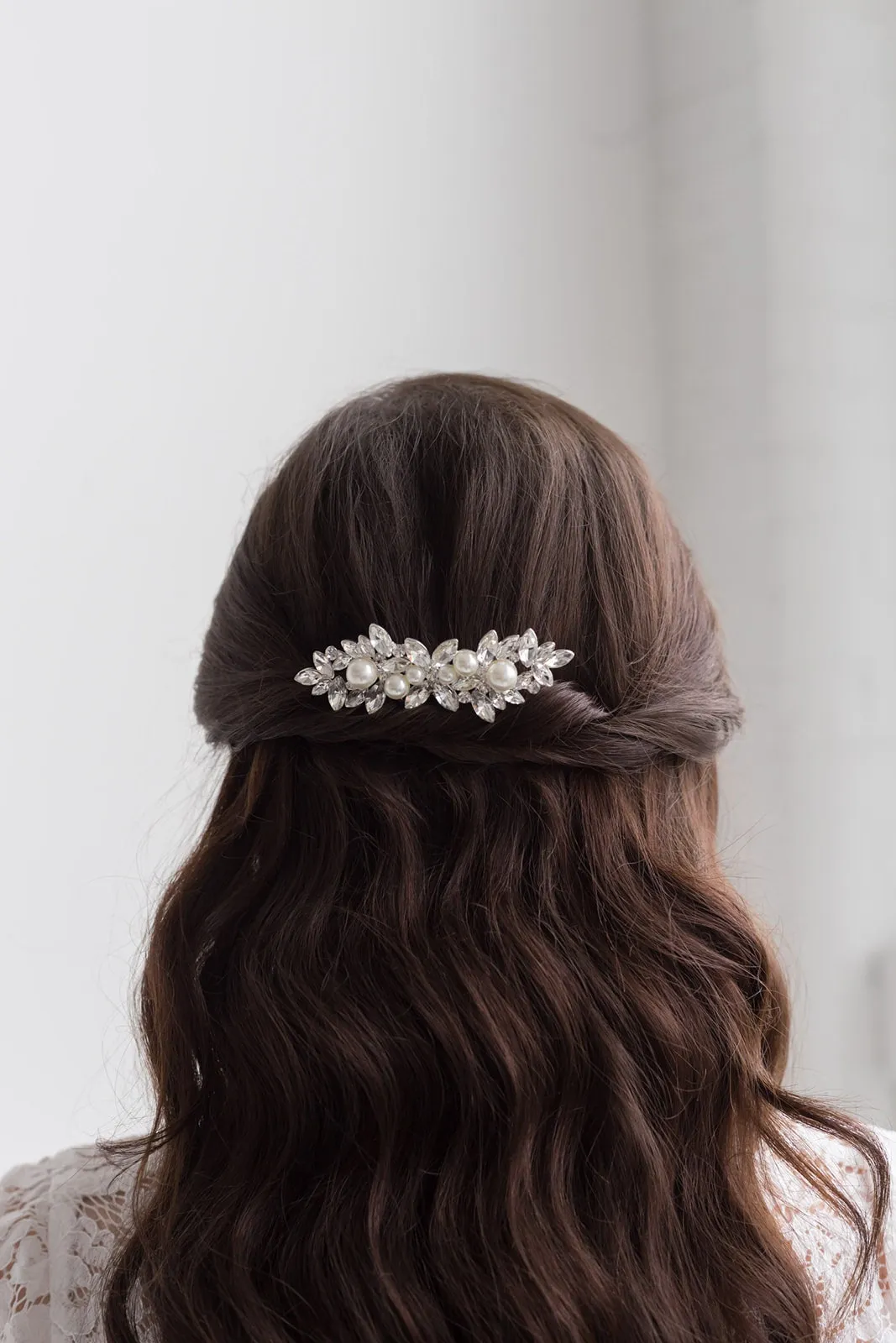 Giselle Pearl Hair Clip