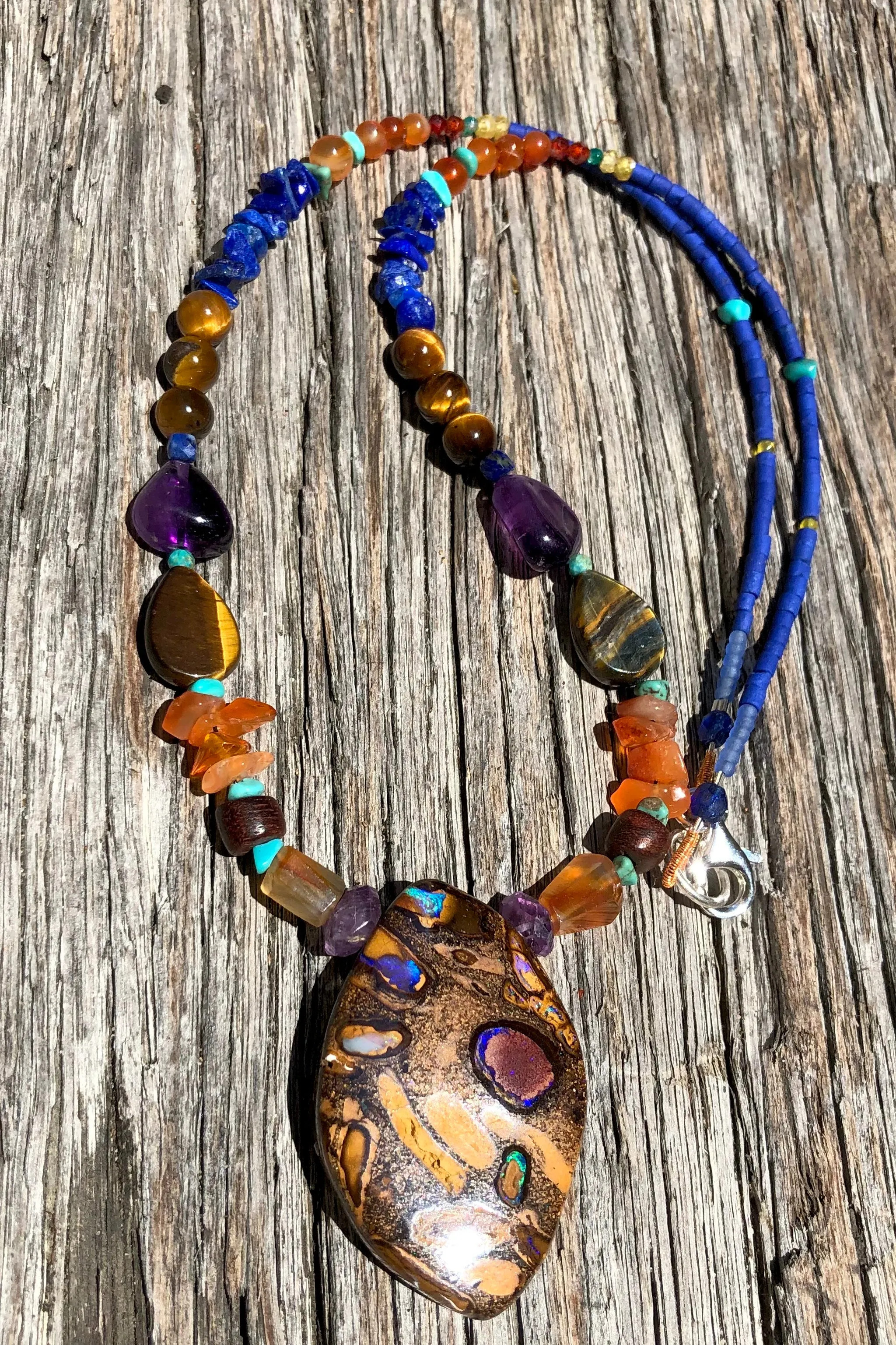 Necklace Cay Opal Outback with Natural Gemstones and Australian Opal Centrepiece