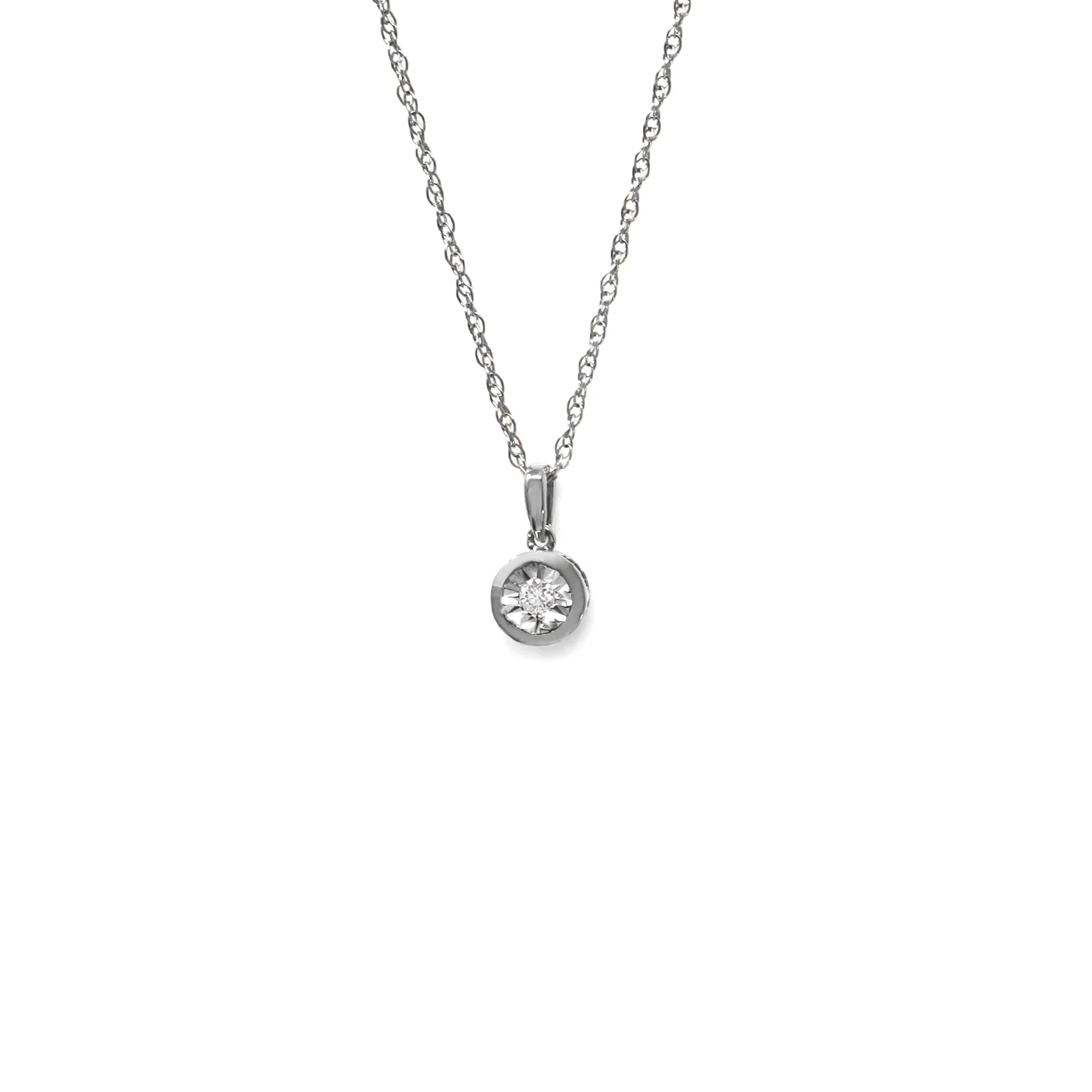 W/G Diamond Round Pendant 9ct